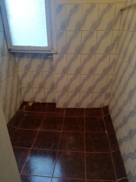 Universitate metrou,